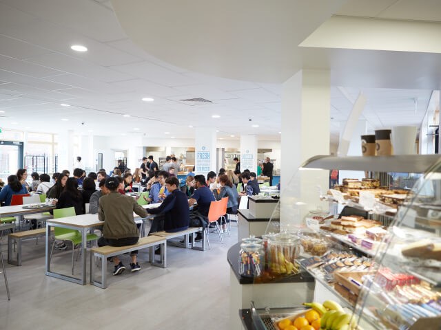 Embassy Summer Abbey College Cambridge yaz okulu görseli 3