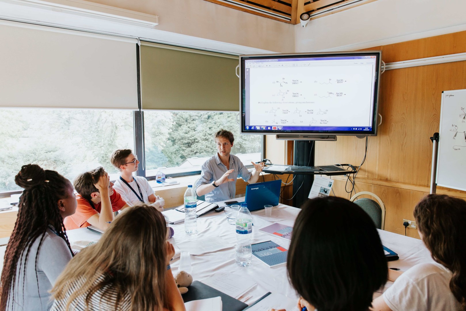 Immerse Education Cambridge yaz okulu görseli 1