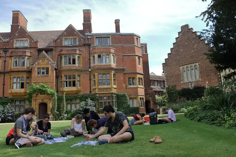 Reach Cambridge yaz okulu görseli 3