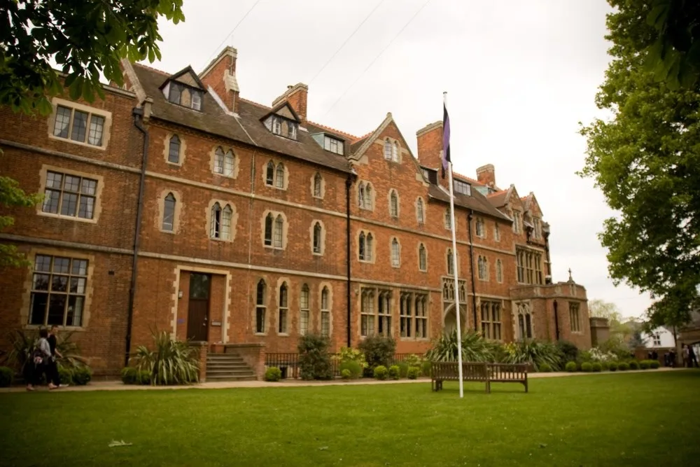 Studio Cambridge Sir Edward Ely yaz okulu görseli 2