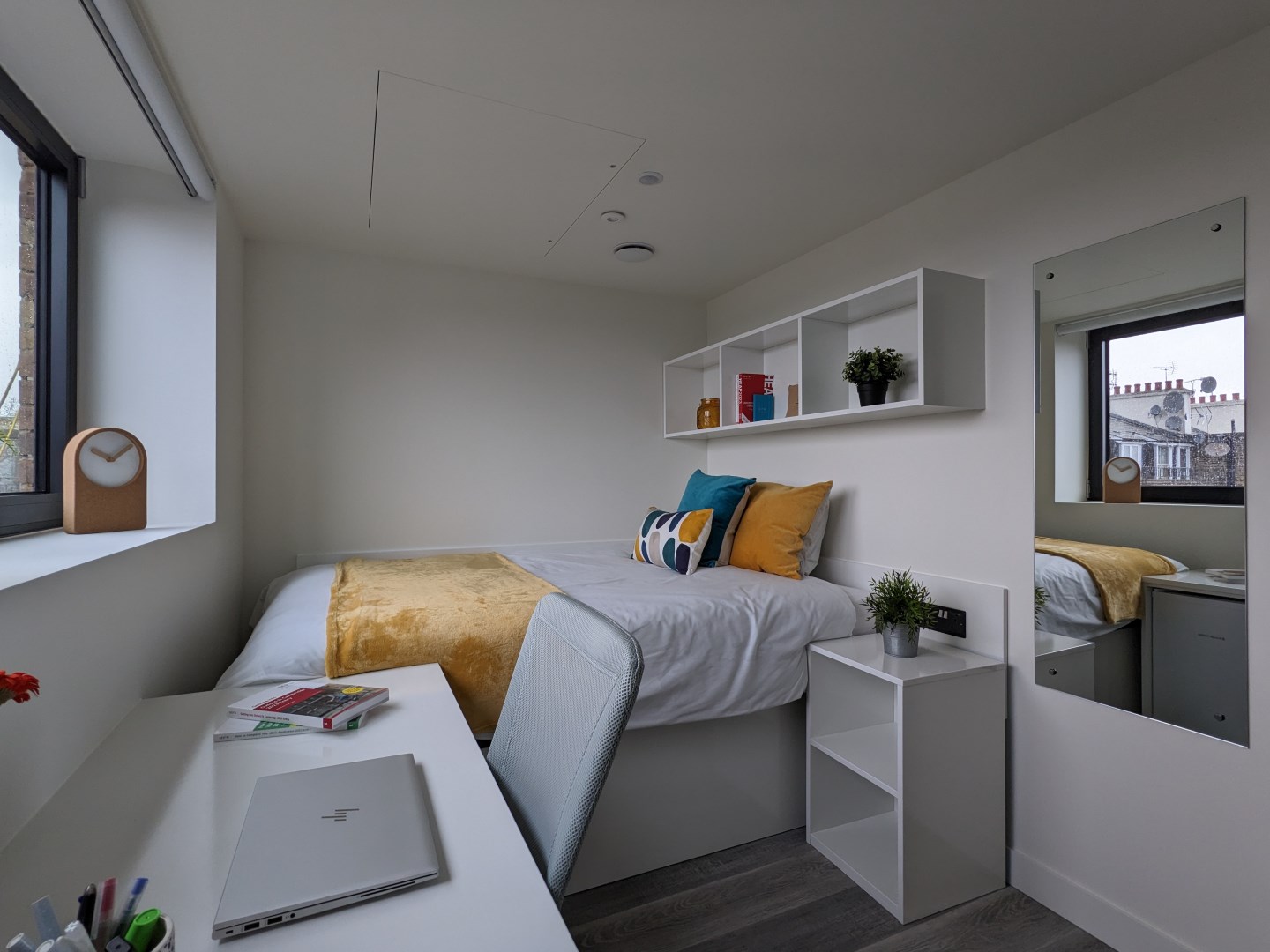 MPW Londra yaz okulu kampüs görseli 4