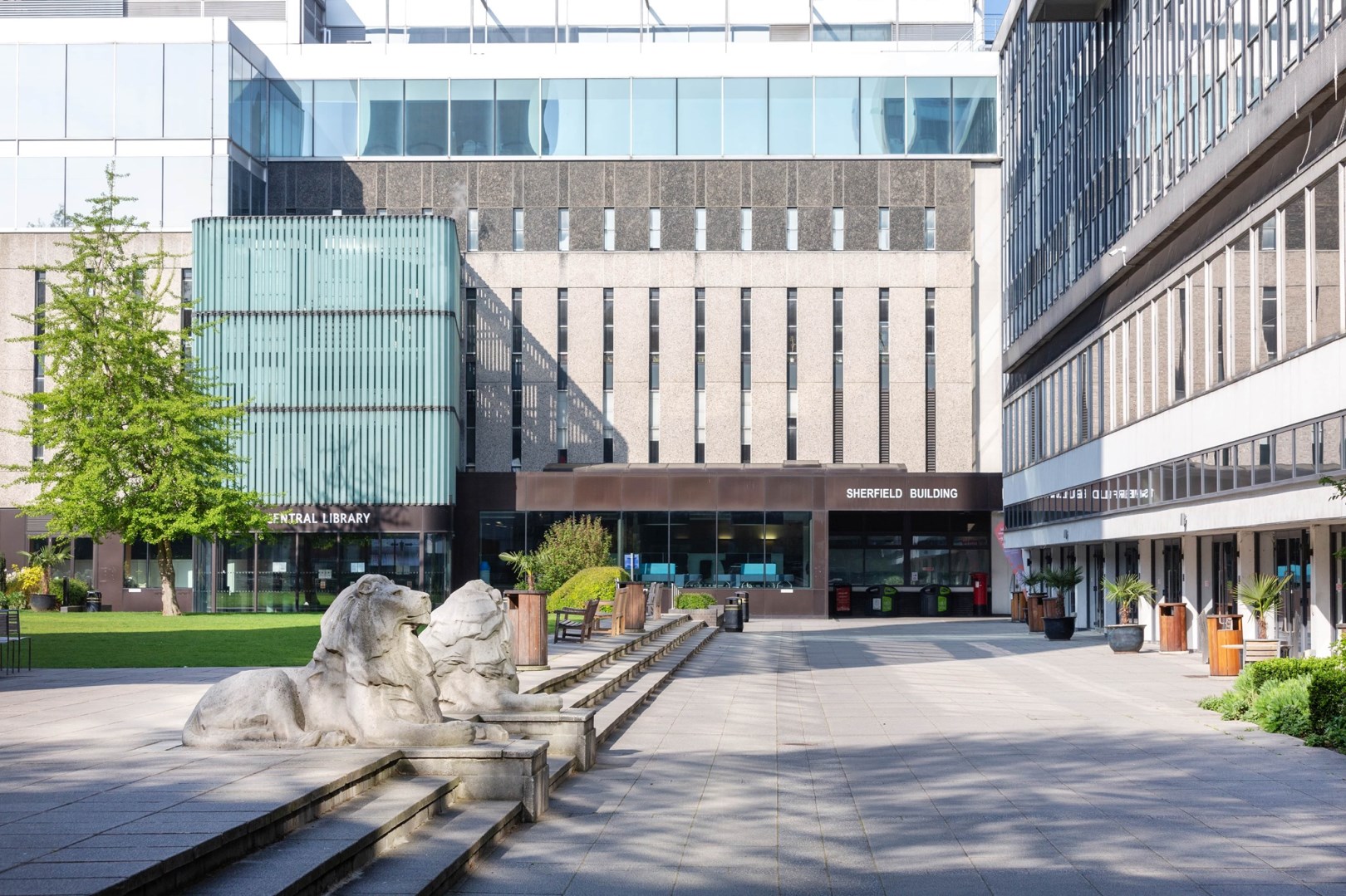 Oxford Royale Imperial College Londra kampüs görseli 1