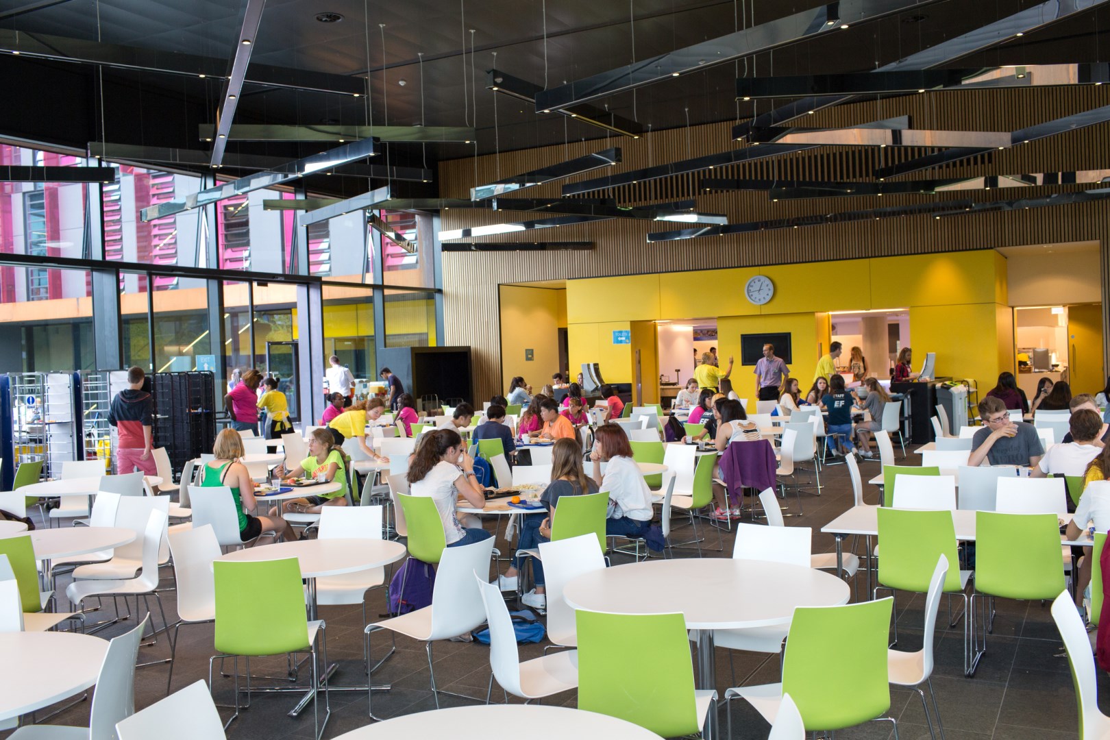 Embassy Summer Oxford Brookes yaz okulu görseli 4