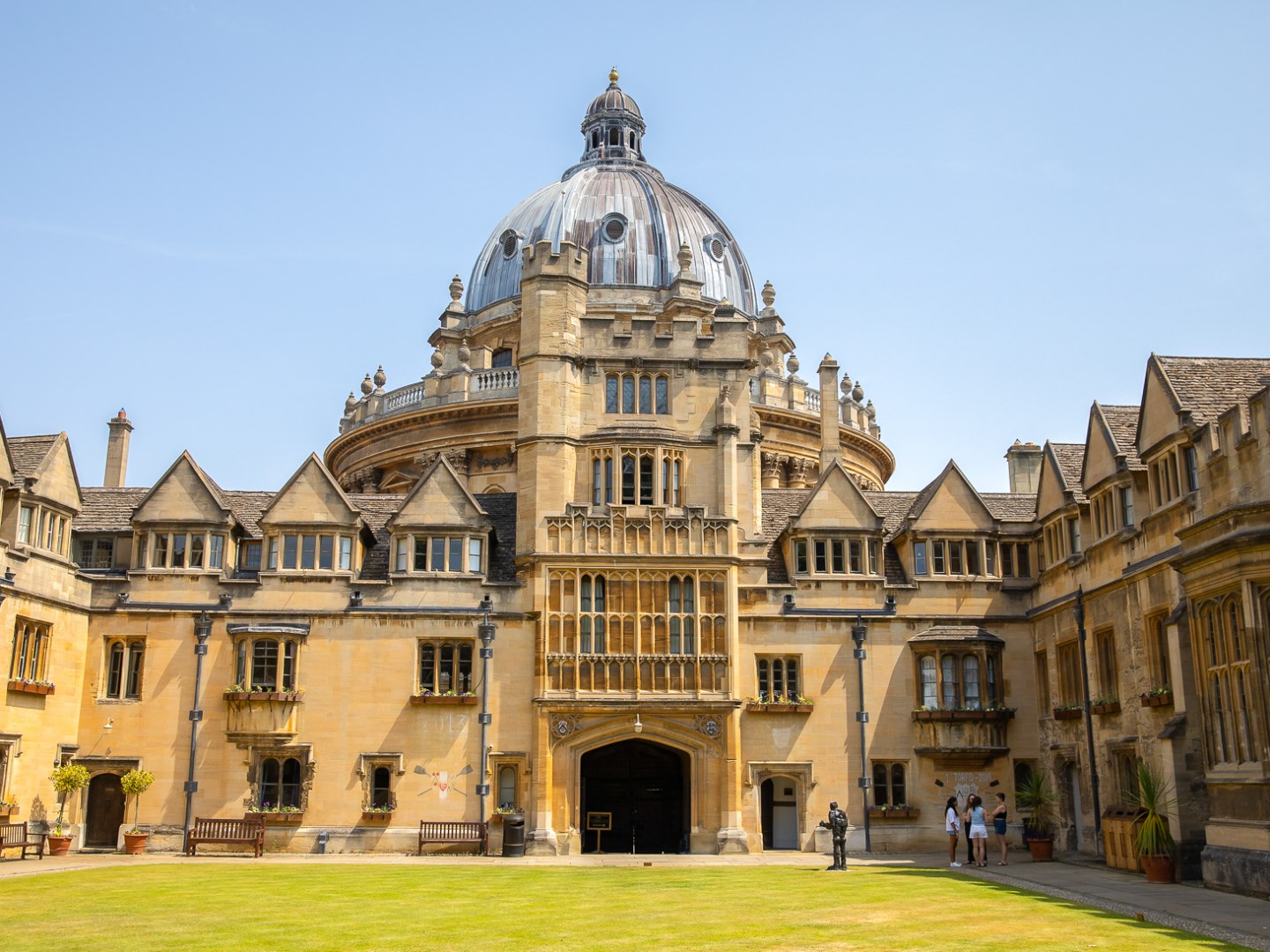 Immerse Education Oxford University yaz okulu görseli 1